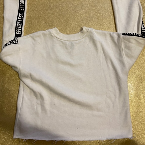 Forever 21 White Cropped Crewneck Sweater - Picture 4 of 5